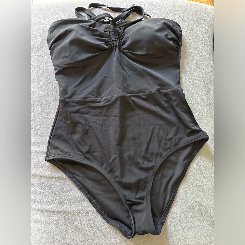 Bathing Suit-Elegant Victoria's Secret Black One-Piece Swimsuit